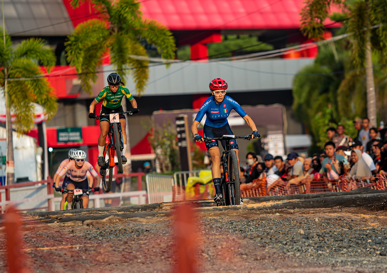 LOW NICK6457 LOW NICK6457