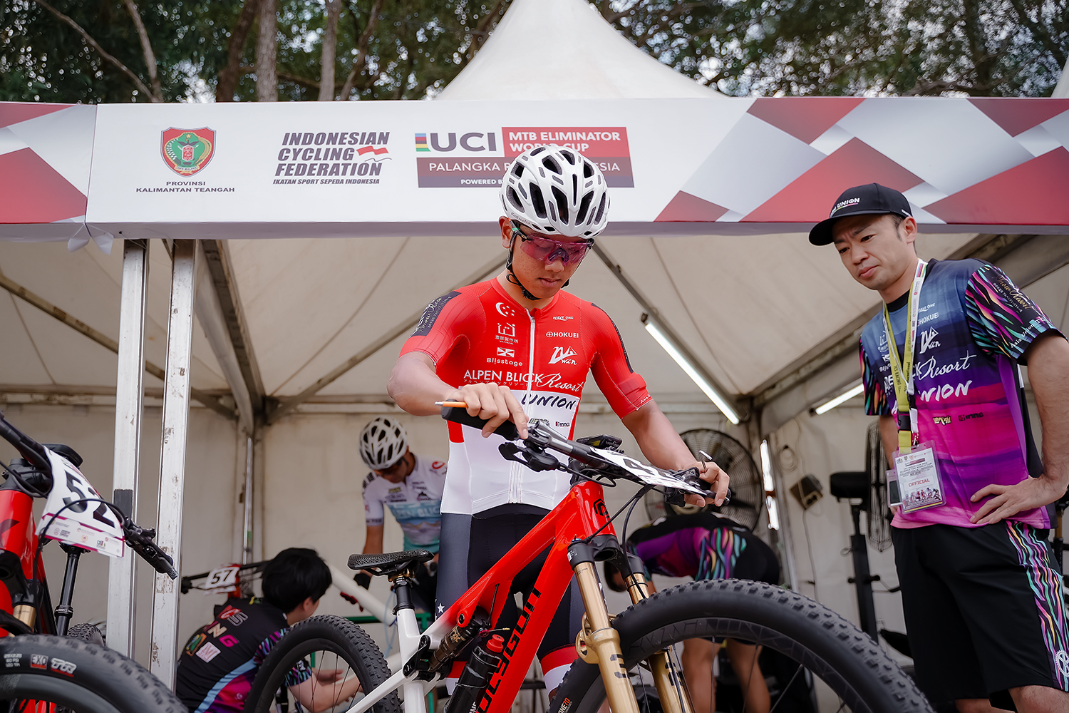 H 103617 Angga H 103617 Angga