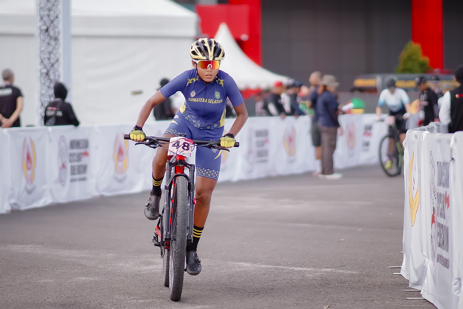 H 103678 Angga H 103678 Angga