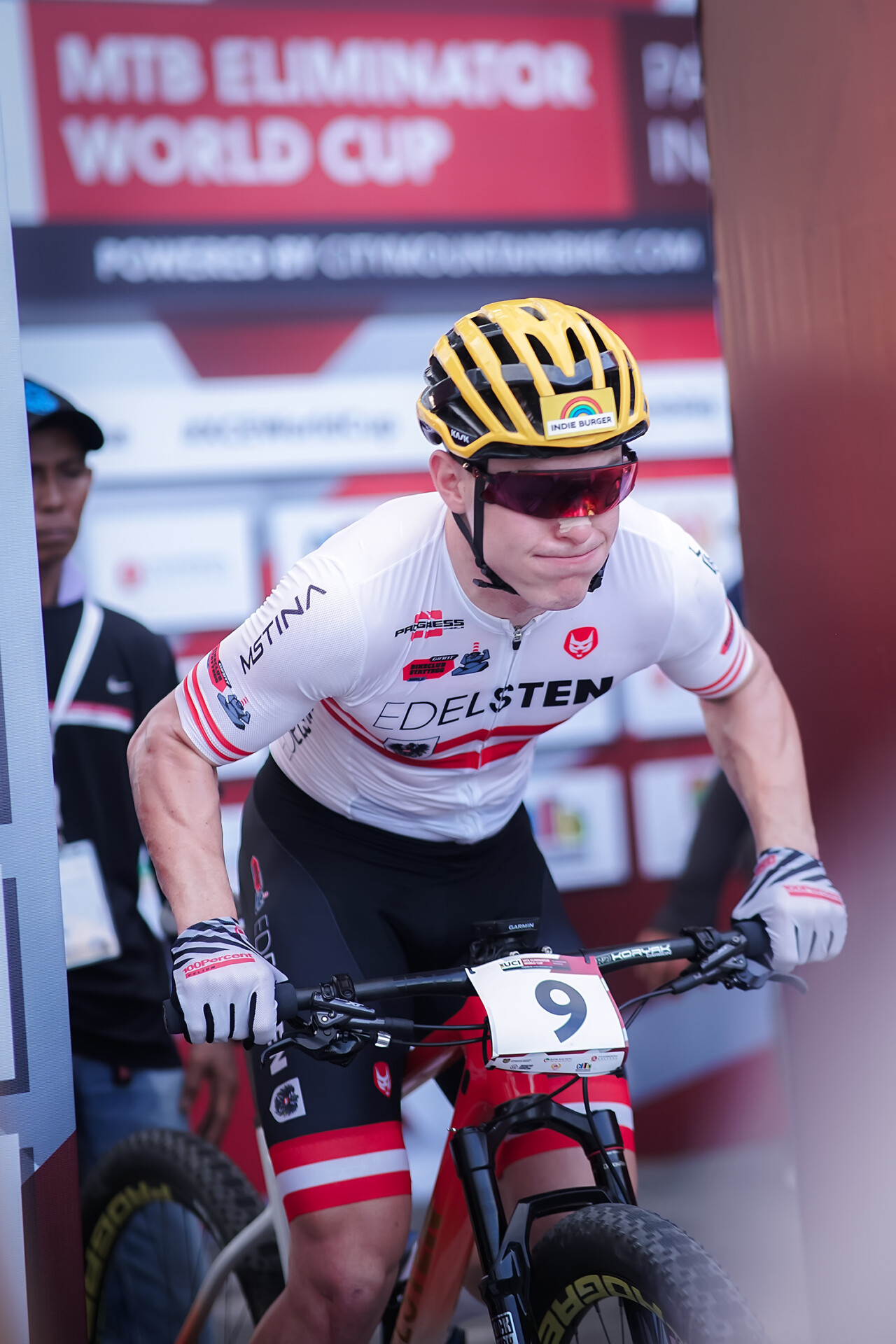 H 103979 Angga 2 H 103979 Angga 2