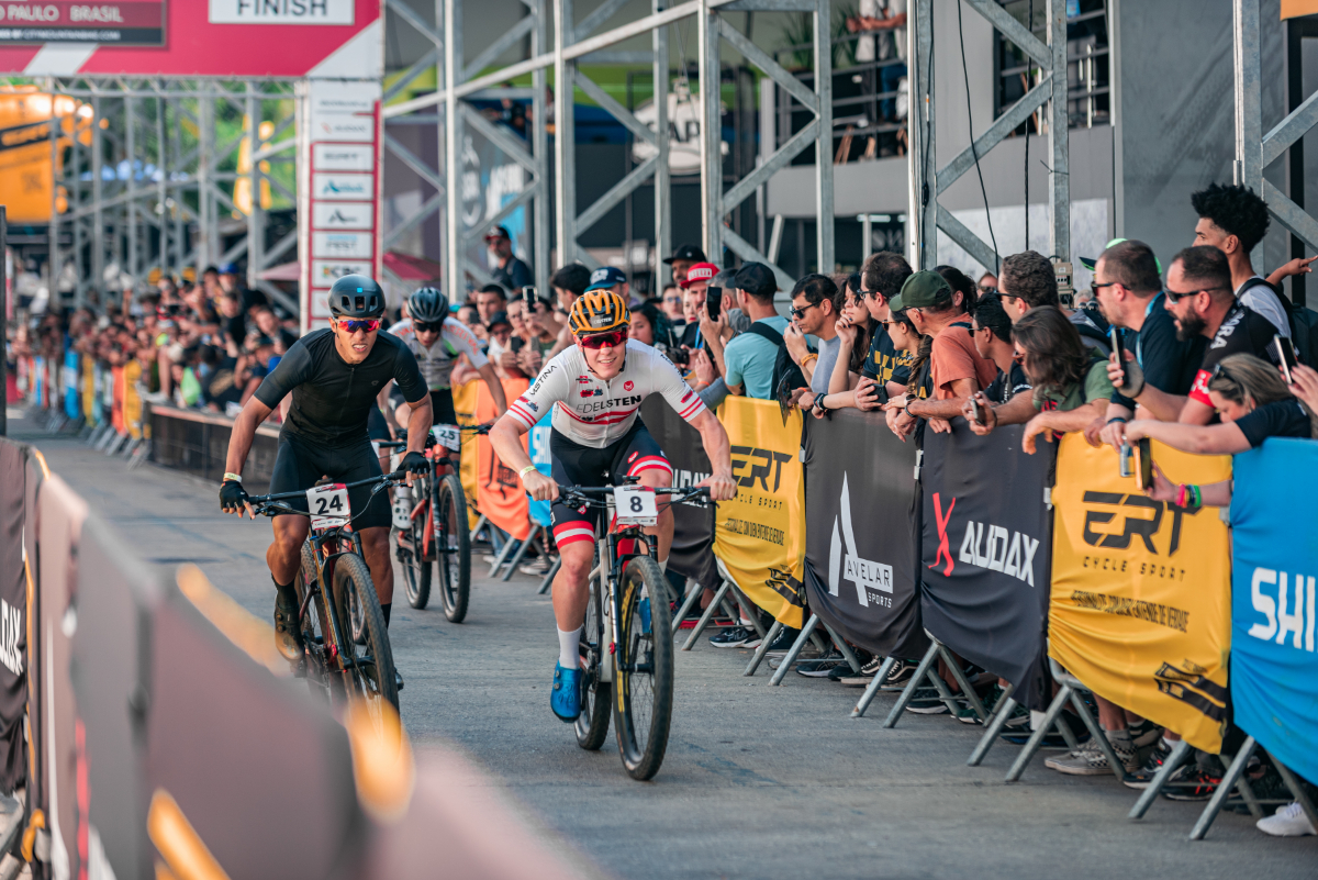 S24FEST01321(2) S24FEST01321(2)