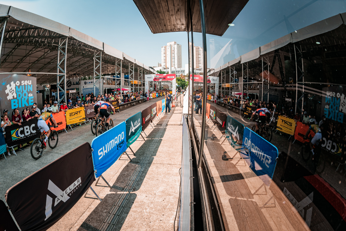 S24FEST01636 S24FEST01636