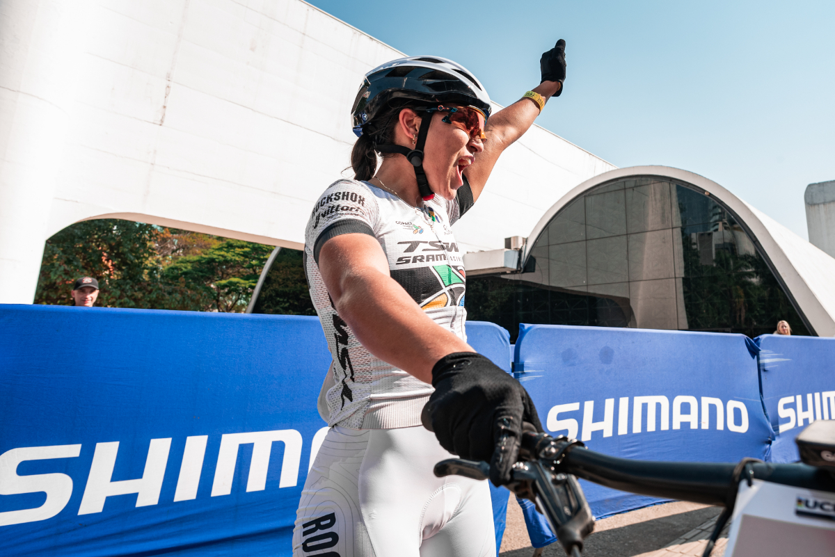 S24FEST01799 S24FEST01799