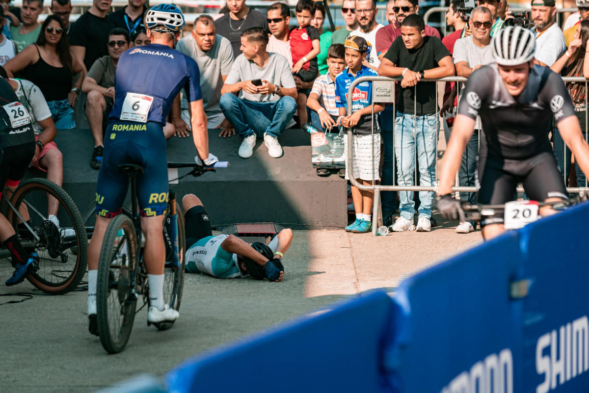 S24FEST02073 S24FEST02073