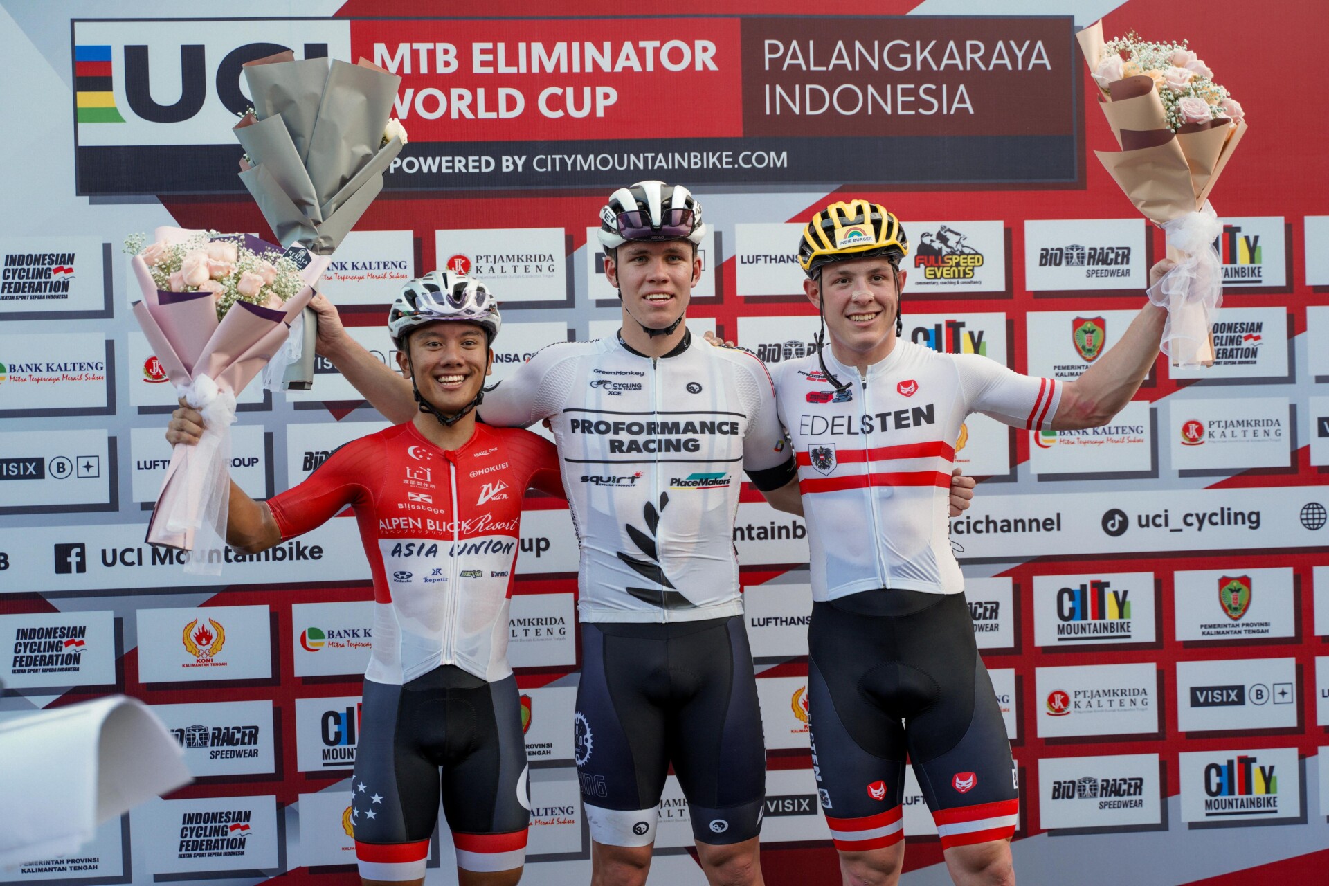 WhatsApp Image 2024 05 19 At 17.19.45(1) WhatsApp Image 2024 05 19 At 17.19.45(1)